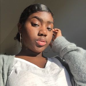 Meet your Posher, Aamani